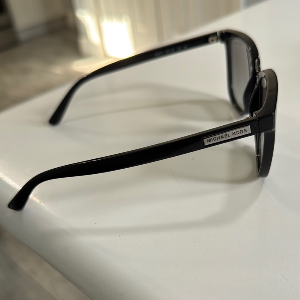Michael Kors Sunglasses 🕶️ - Picture 3 of 6